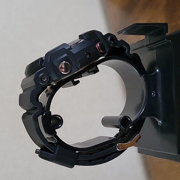 G-Shock Ana/Digi Watch - GA-200-1A - Picture 4 of 7